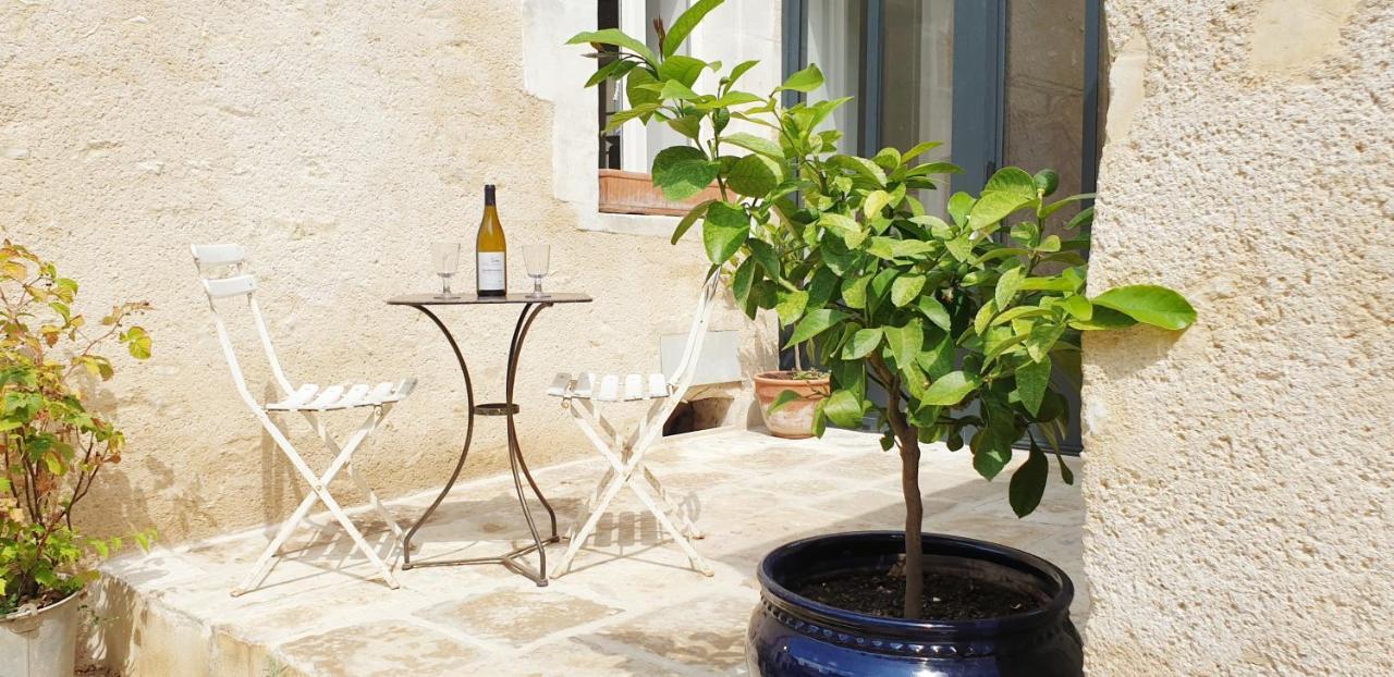 La Croix Au Maitre Otel Coulanges-la-Vineuse Dış mekan fotoğraf
